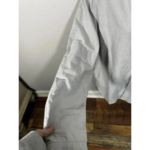 American Eagle Men's Sizes L  Sleeve Gray  Snap Button Down Shirt - Picture 3 of 6